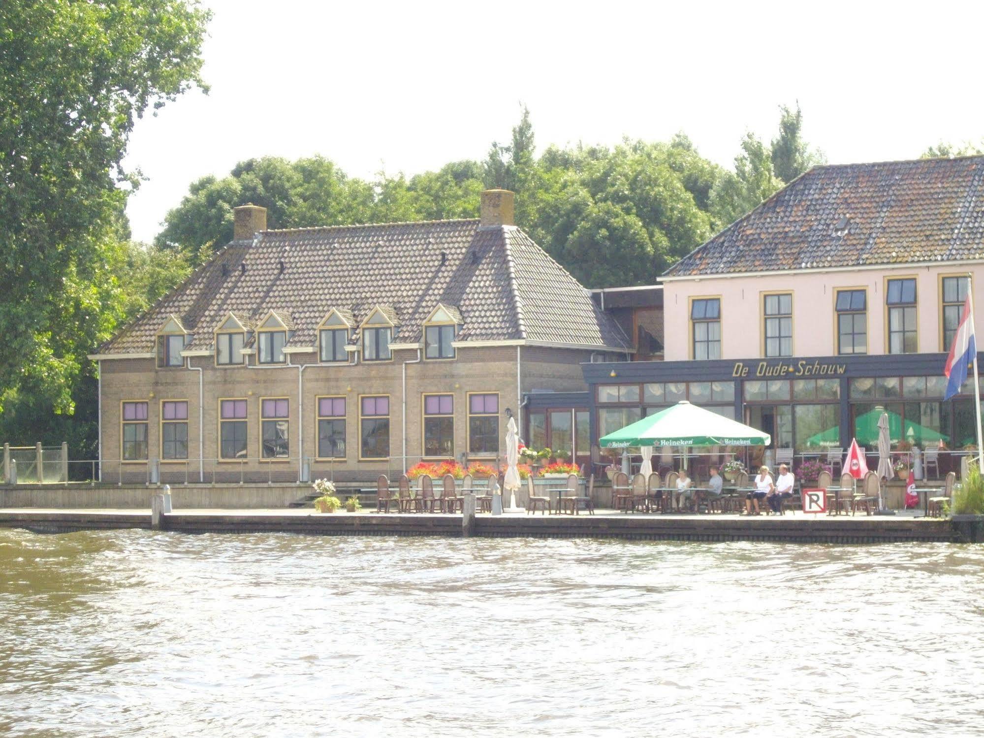 Hotel De Oude Schouw Jirnsum Esterno foto